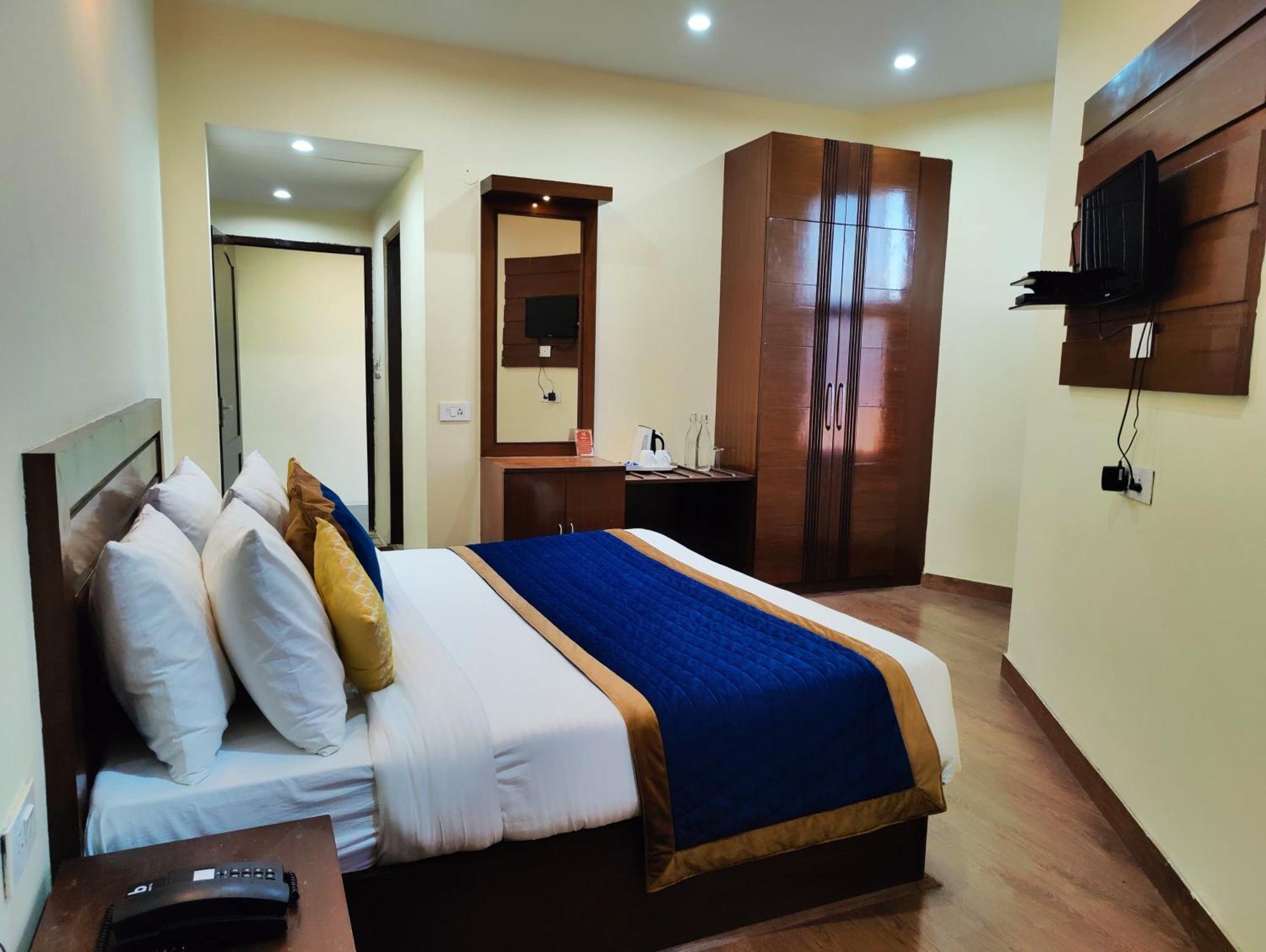 The Ashoka Inn 300Mts Walkable From Mall Road シムラー エクステリア 写真